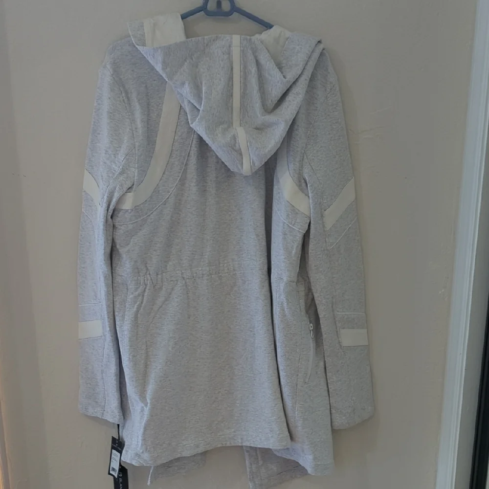 Blanc Noir Light Gray Hooded Trench Coat - Picture 11 of 13